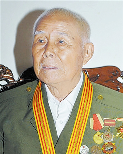 01.李文祥,男,87岁,濮阳市范县白衣阁乡北街村农民.